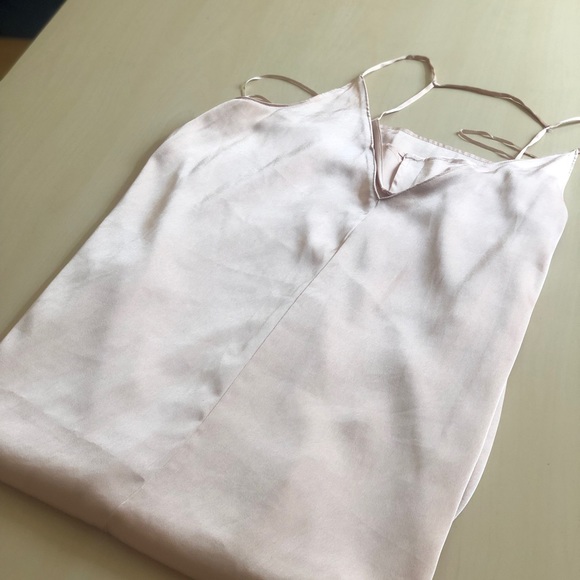 Satin dress - Picture 4 of 8